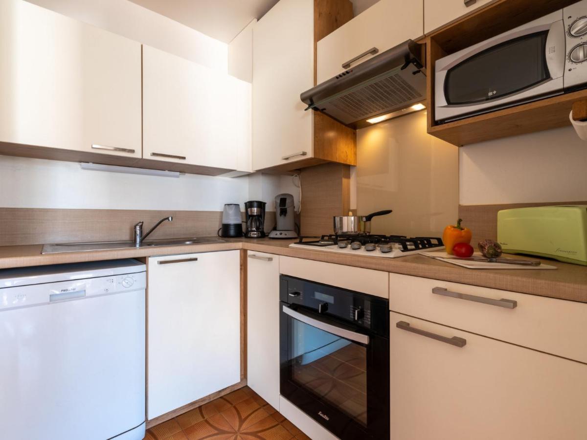 Apartment Les Marinas De La Plage I-1 By Interhome * Le Grau-du-Roi