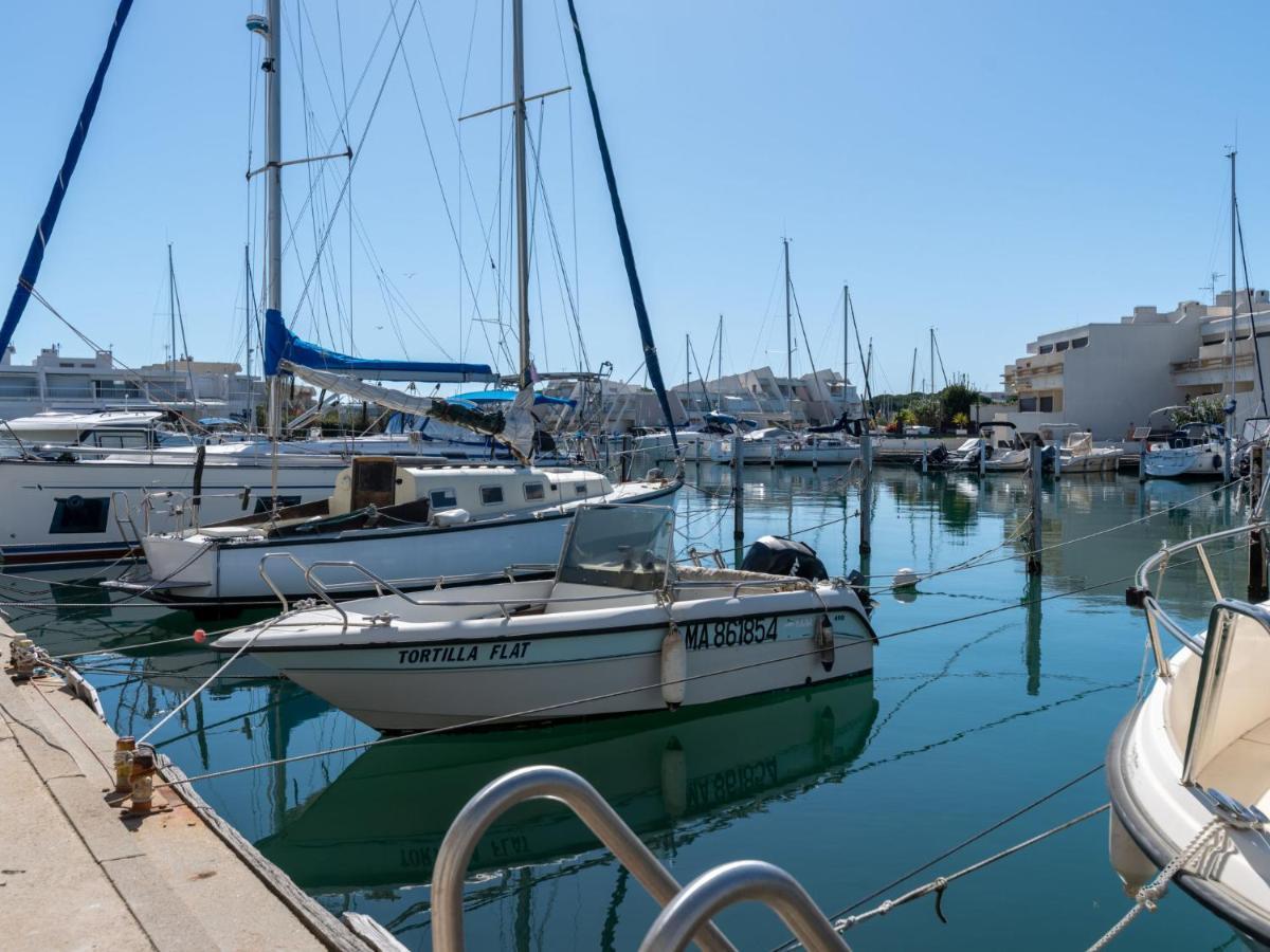 Apartment Les Marinas De La Plage I-1 By Interhome Apartment Le Grau-du-Roi